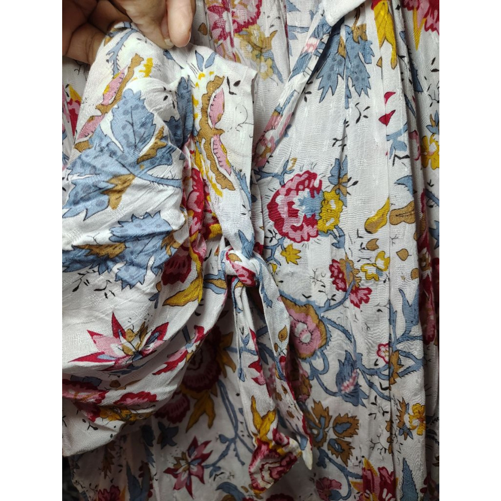 Nicole Miller White Floral Blouse L - Picture 6 of 7